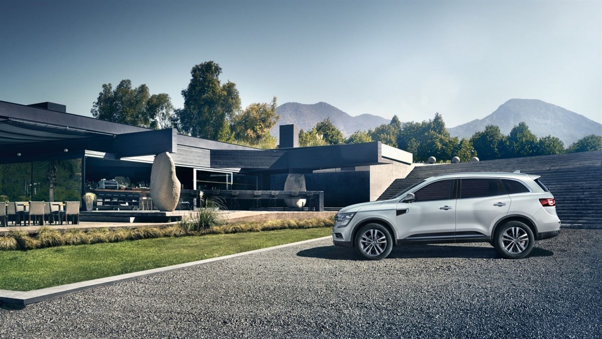 Renault Koleos dynamic design side view
