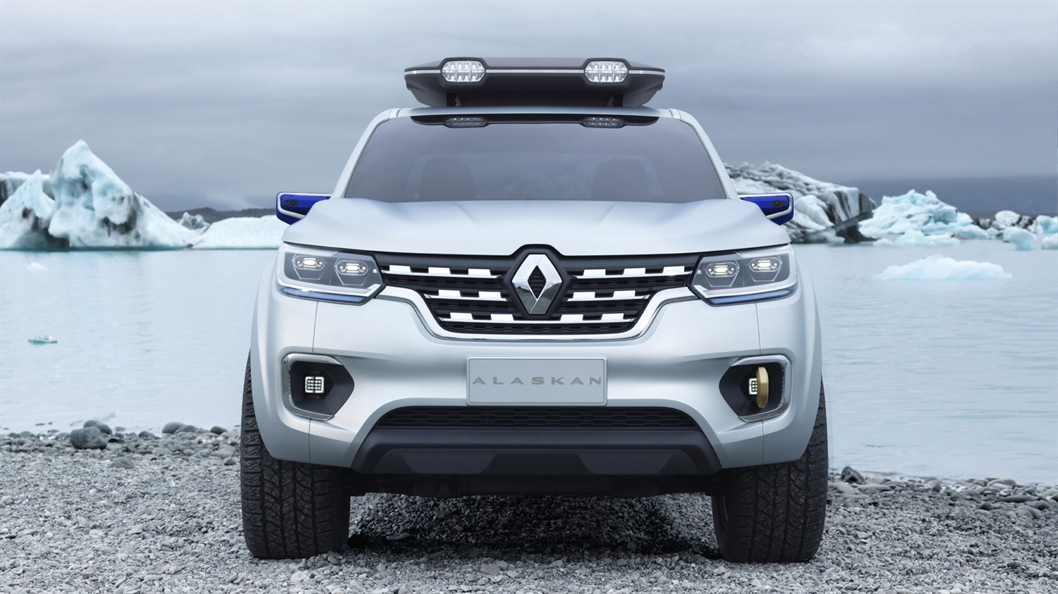 Renault Alaskan Concept - Front end - Landscape of the Far North