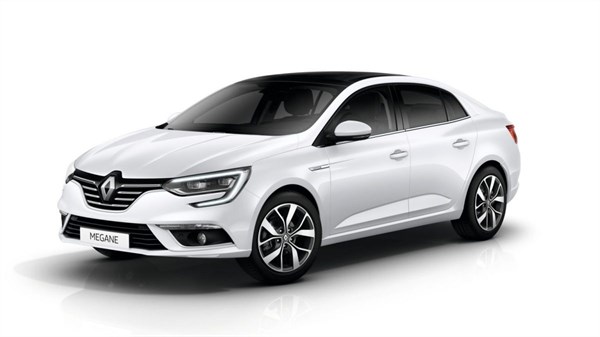 سيارة رينو ميجان بيضاء
